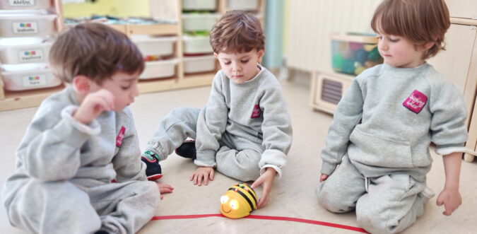 Beebot Children playing with beebot
